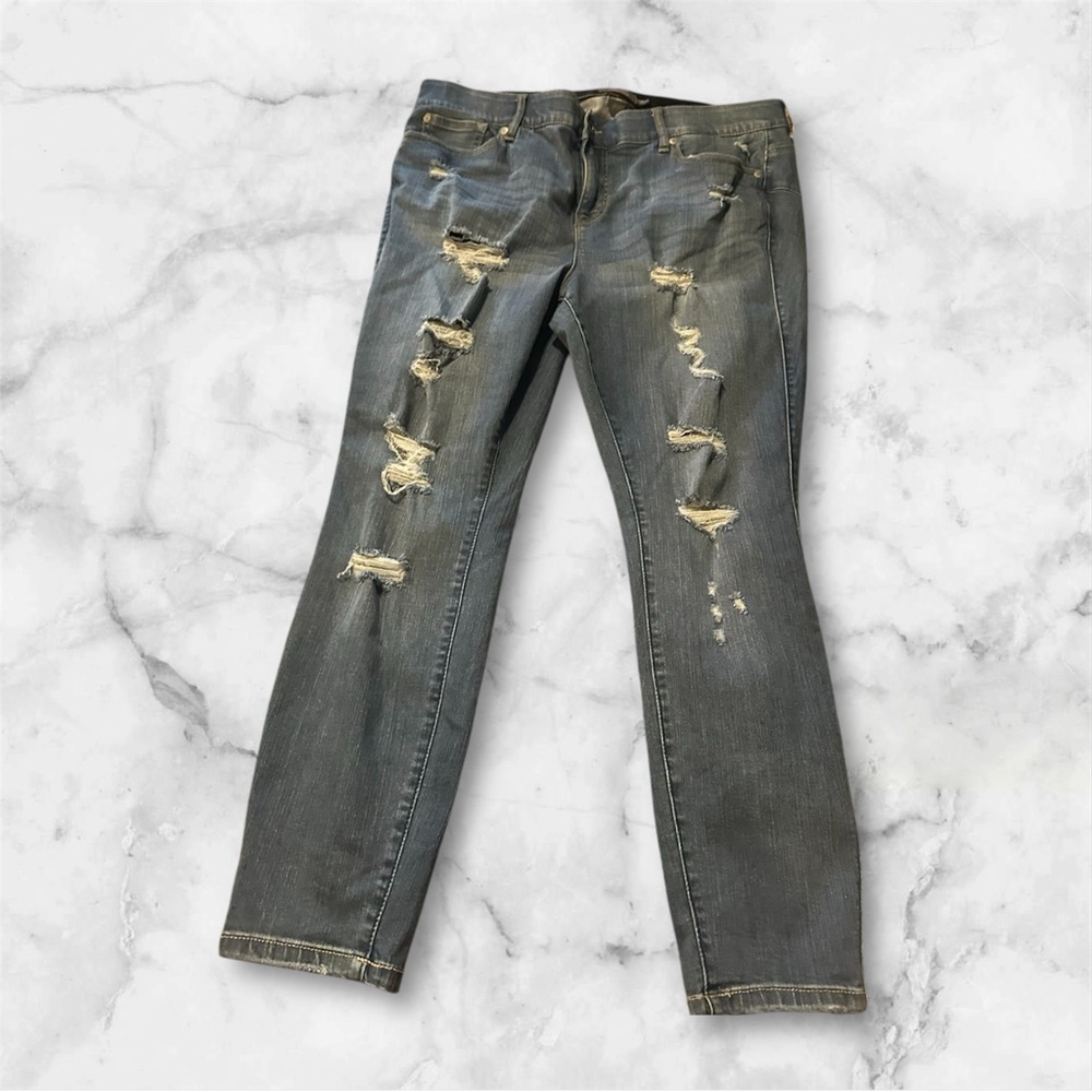 Torrid bombshell skinny jeans size 20 short EUC medium wash distressed stretch